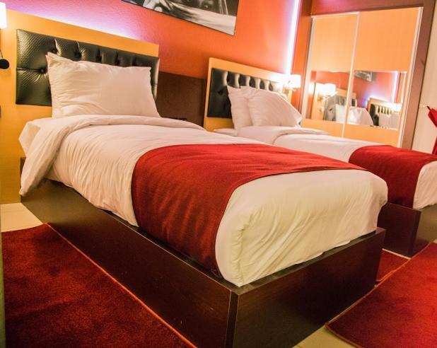 Hotel Monotel Dar El Barka Нуакшот Экстерьер фото
