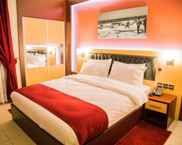 Hotel Monotel Dar El Barka Нуакшот Экстерьер фото
