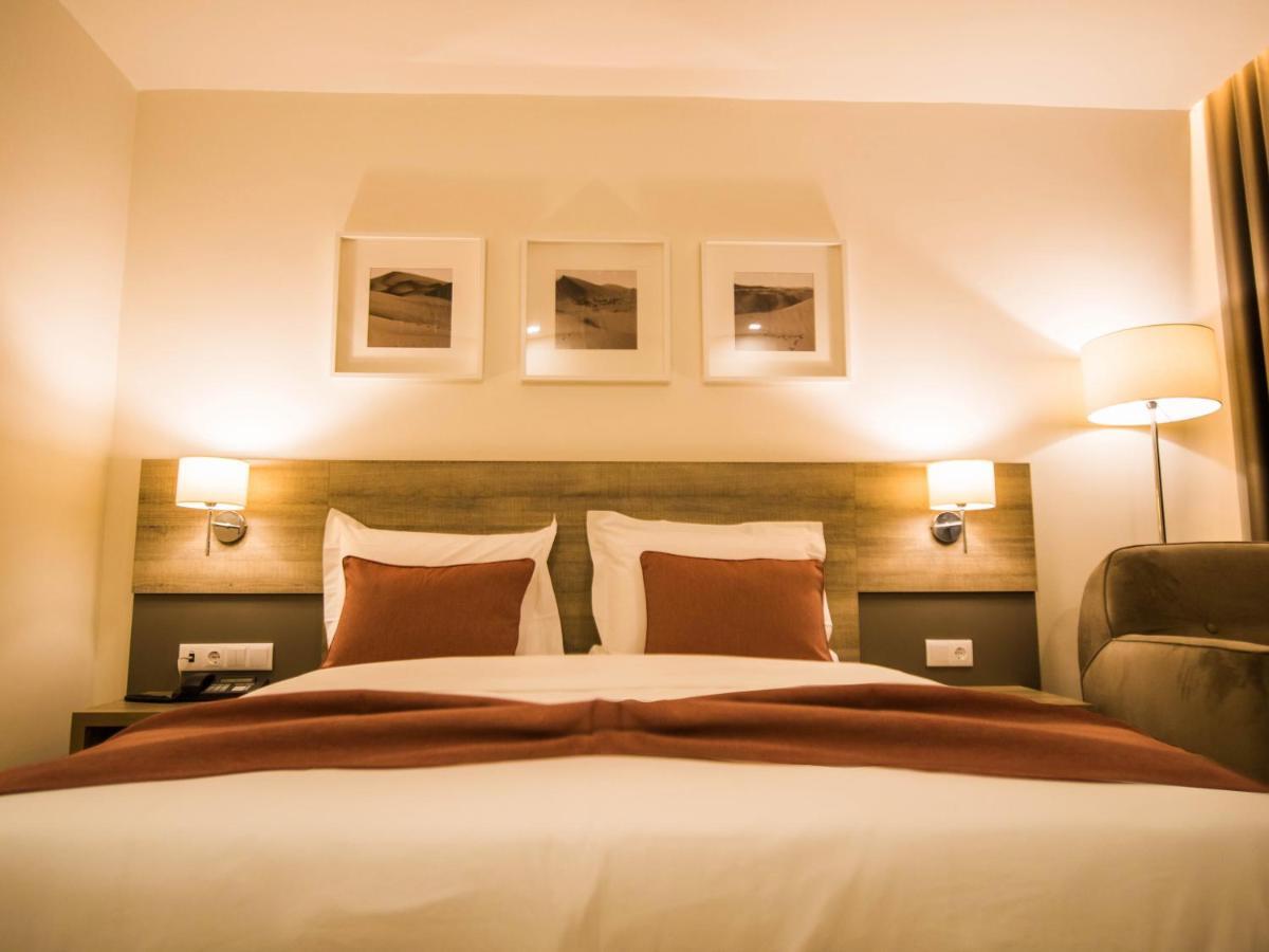 Hotel Monotel Dar El Barka Нуакшот Экстерьер фото