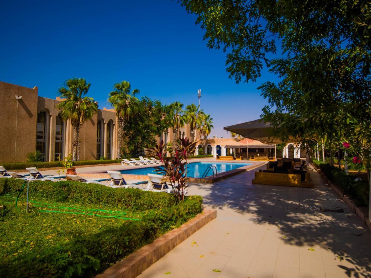 Hotel Monotel Dar El Barka Нуакшот Экстерьер фото