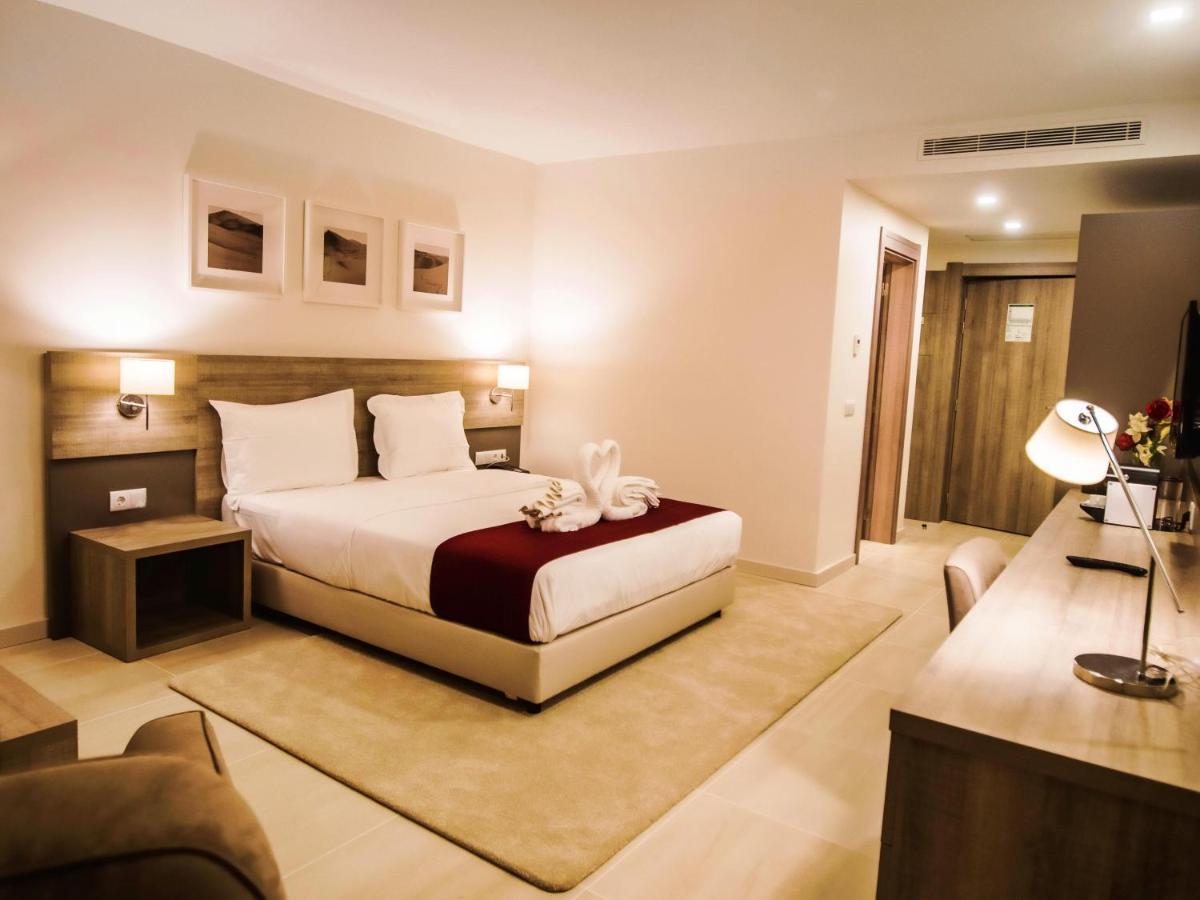 Hotel Monotel Dar El Barka Нуакшот Экстерьер фото