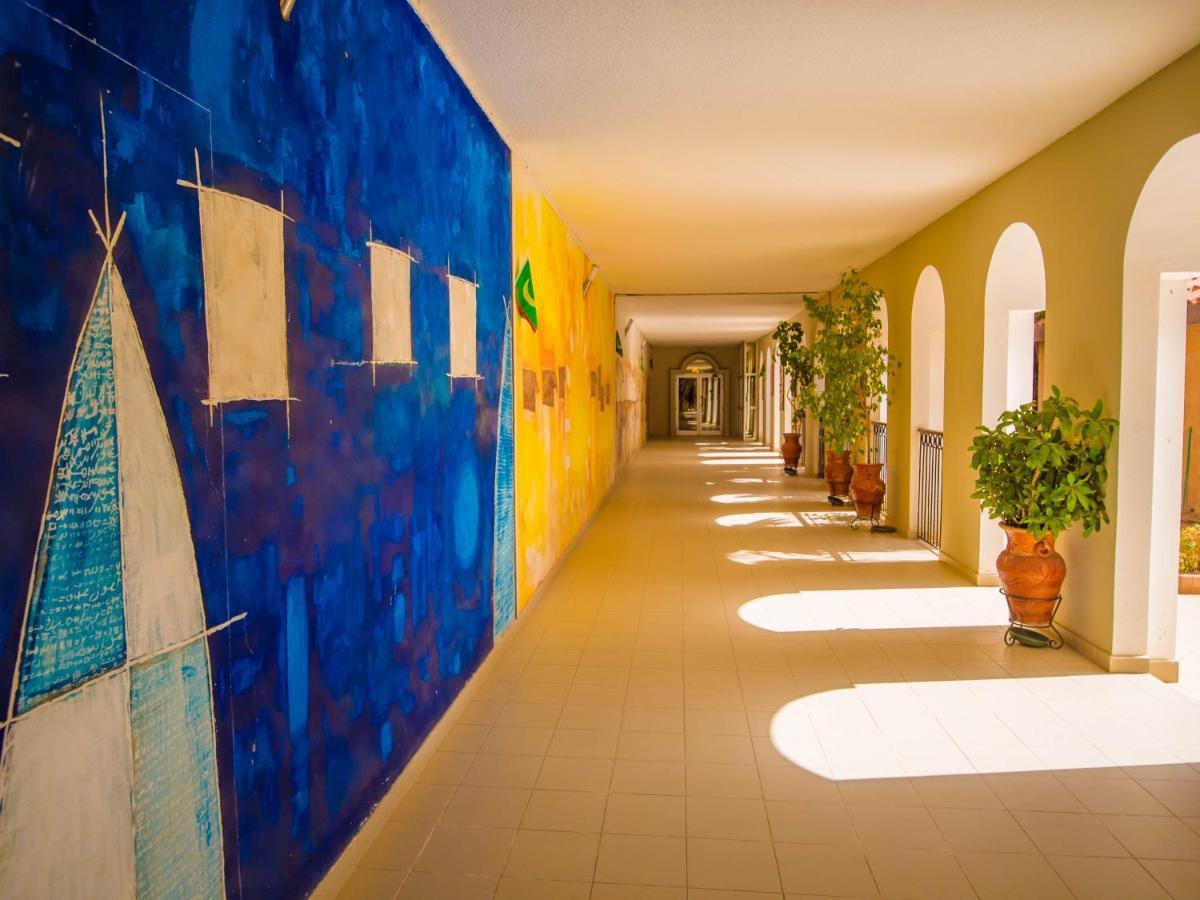 Hotel Monotel Dar El Barka Нуакшот Экстерьер фото